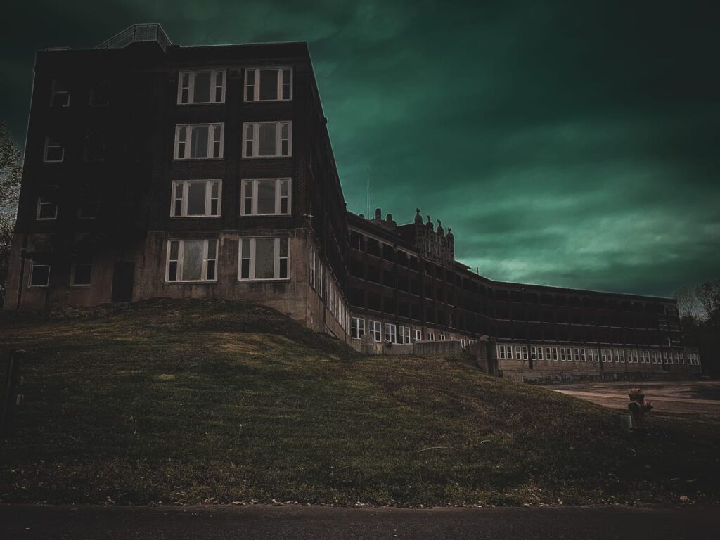 Is Waverly Hills Sanatorium Haunted?
